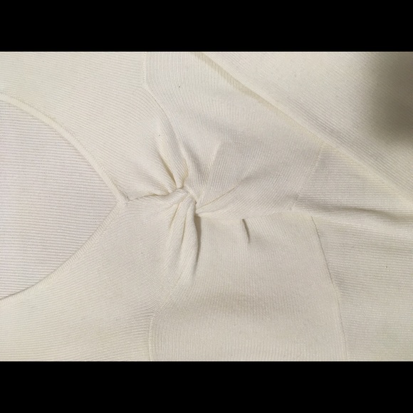 Guess Sweater - Picture 2 of 4